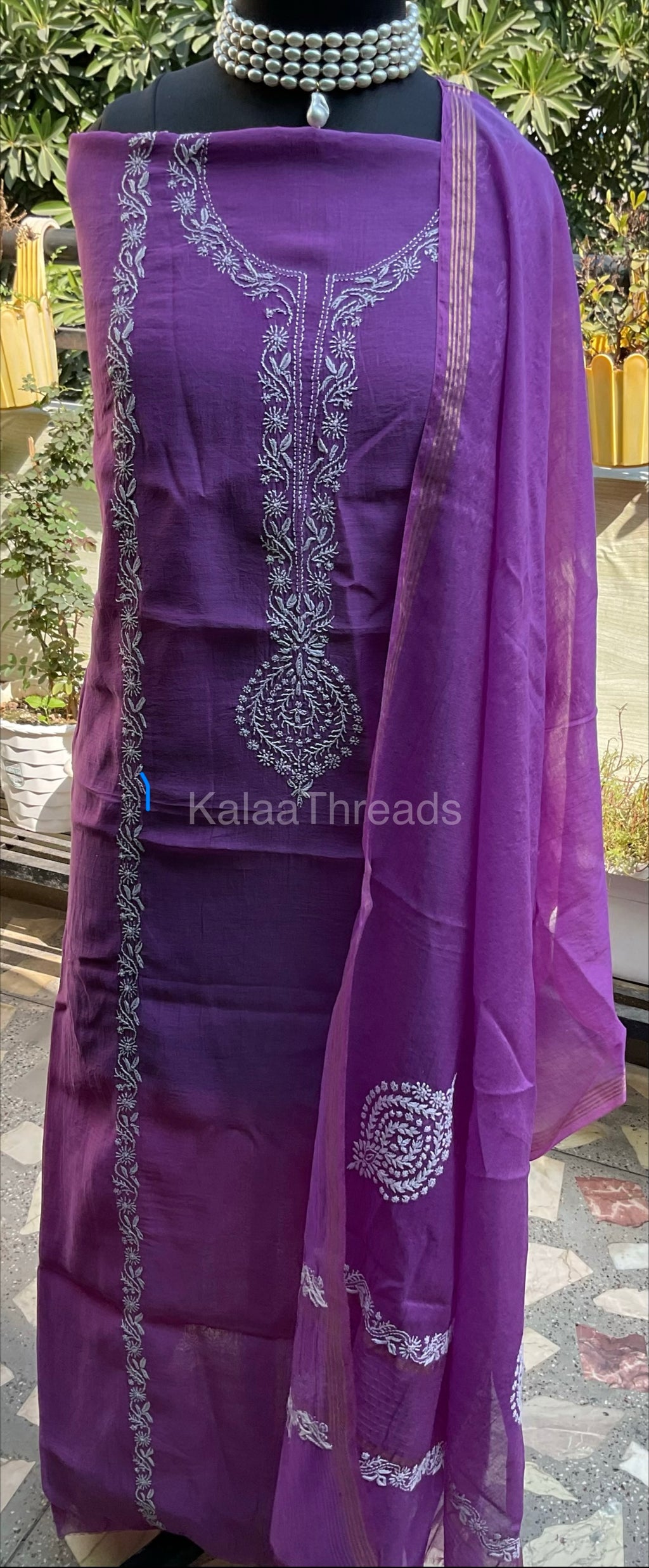 Mul Chanderi unstitched suit set with Chikankari