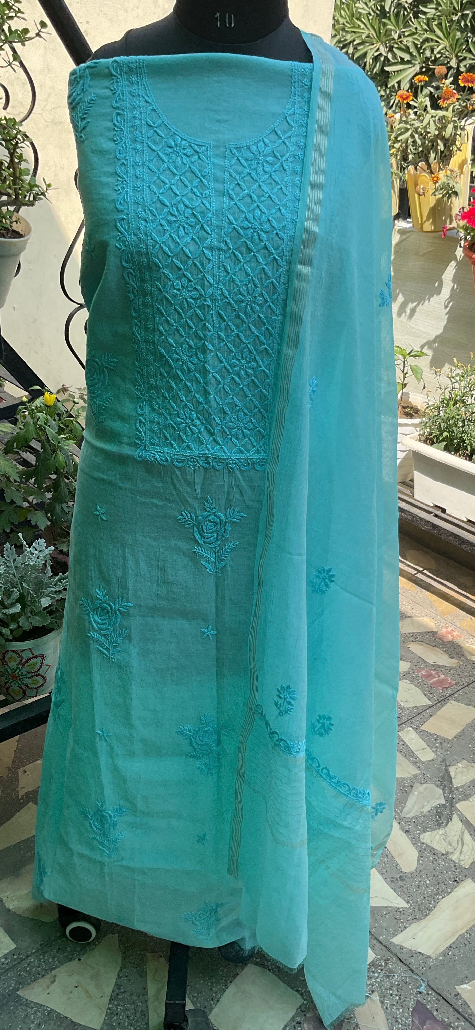 Mul Chanderi unstitched suit set with tone-on-tone Chikankari