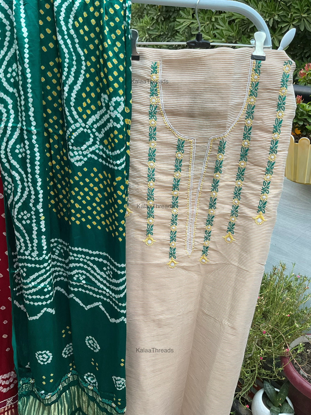 Zari Stripes unstitched Kurta with bandhani dupatta having Chikankari