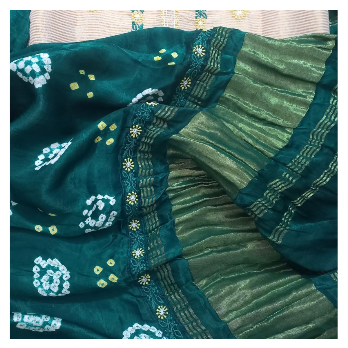 Zari Stripes unstitched Kurta with bandhani dupatta having Chikankari